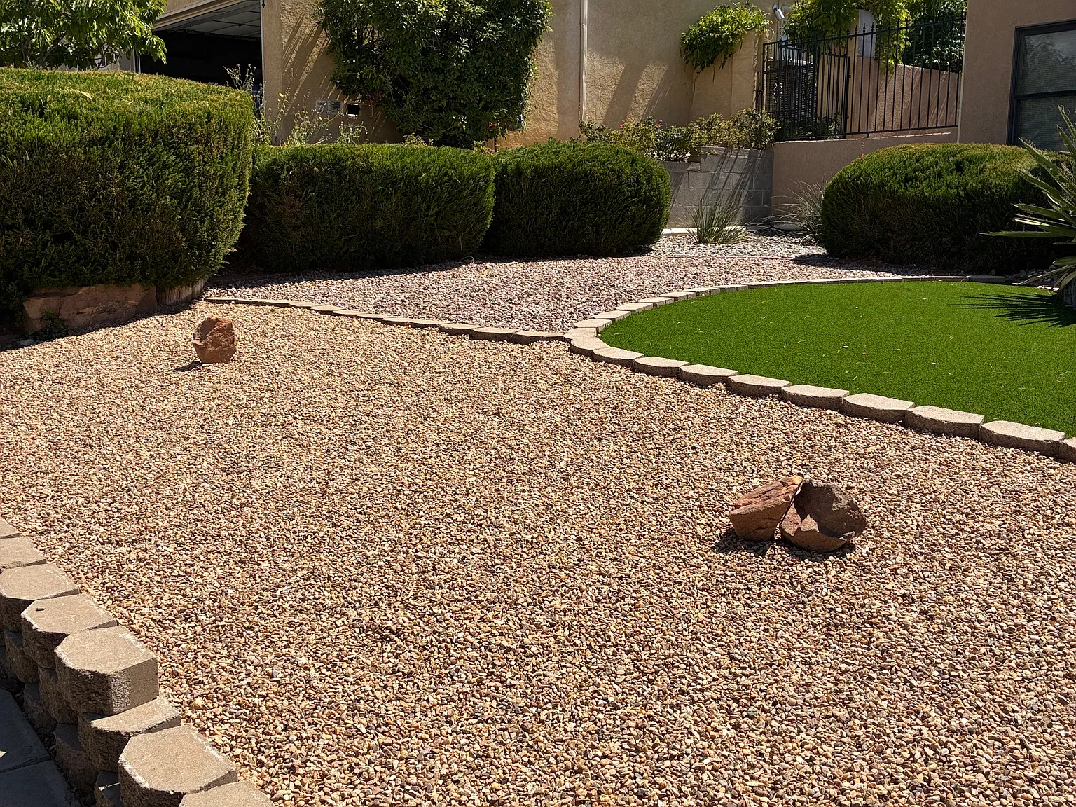 2018 Monte Largo Dr NE — Photo 2