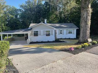 106 Everest Cir, Oak Ridge, TN 37830