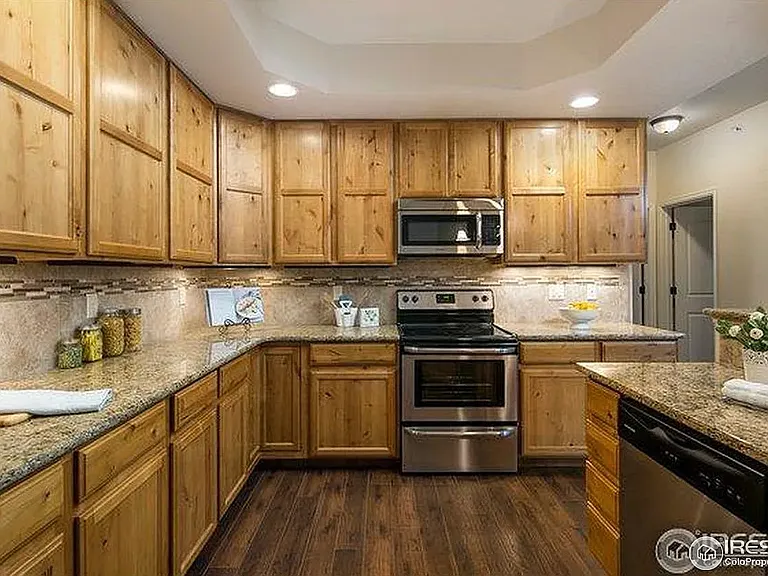 585 Callisto Dr #202 — Photo 6