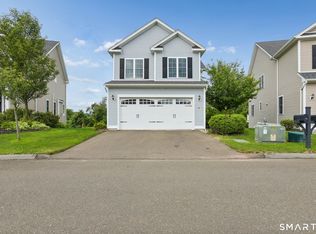 Lexington Gardens, North Haven, CT 06473