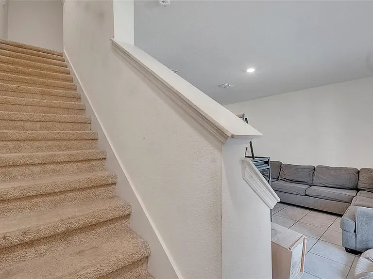 1394 Yellow Finch Dr — Photo 62
