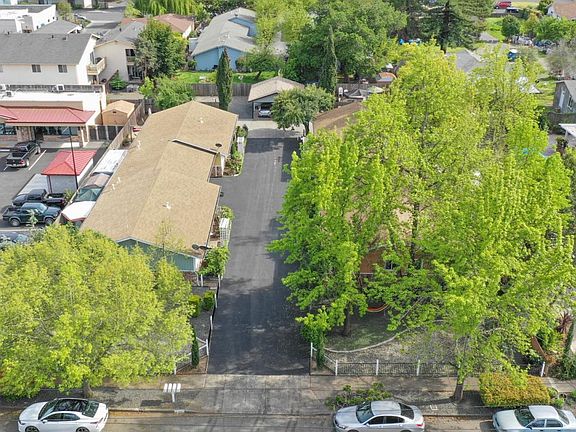 2nd image of 2021 W Pueblo Ave