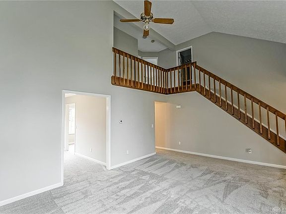 2nd image of 1823 Robinhood Dr