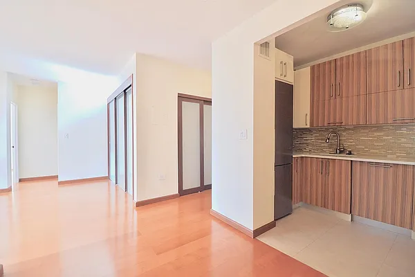 Rented by Maz Group NY | media 12