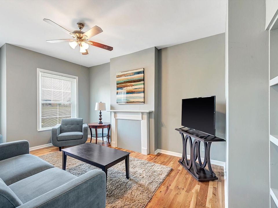 1st image of 4957 Arsenal St #2E