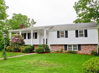 12 Butterworth Dr, Warren, RI 02885