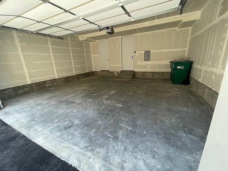 1013 N 1030 W — Photo 20