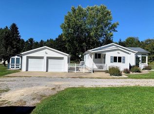 3963 E Lake Rd, Jamestown, PA 16134