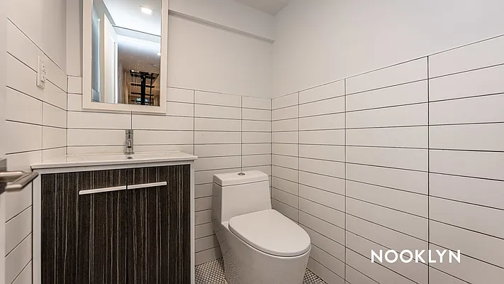 Rented by Nooklyn NYC LLC | media 29