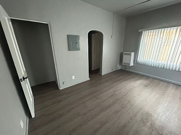 3rd image of 170 S Mountain View Ave #6