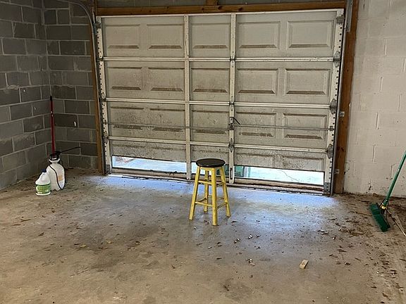5th image of 1901 Faulk Dr