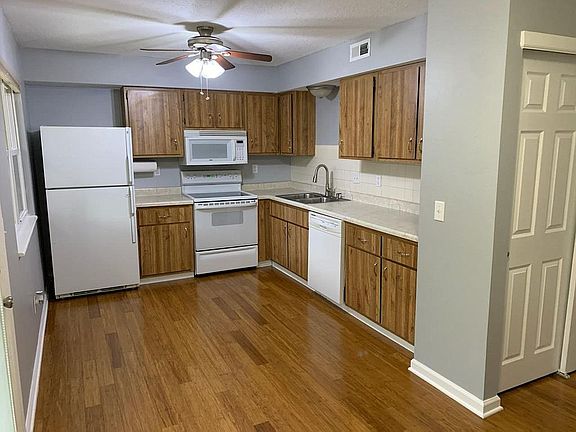 5th image of 2552 Grayland Walk