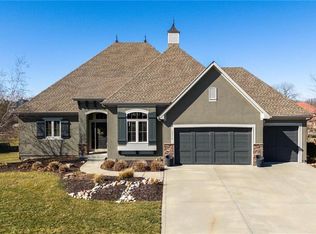 15516 Stearns St, Overland Park, KS 66221