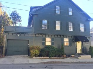 37 Lee Ave, Newport, RI 02840