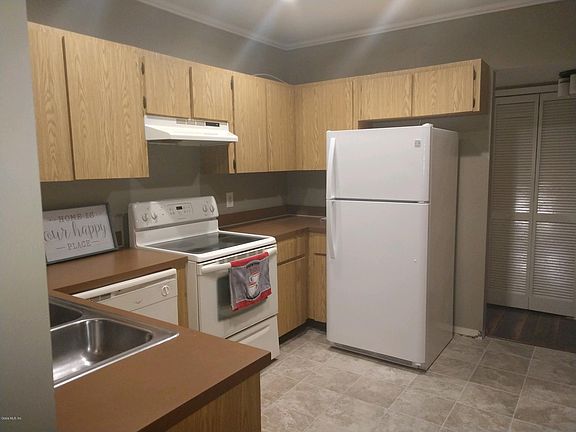 4th image of 3525 E Fort King St APT 244
