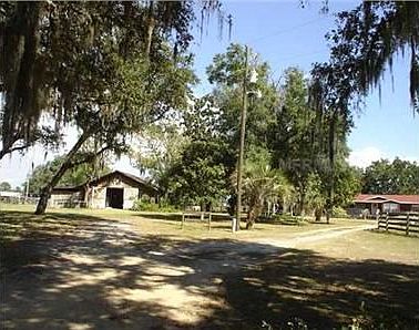1st image of 43139 Loringwoods Ln