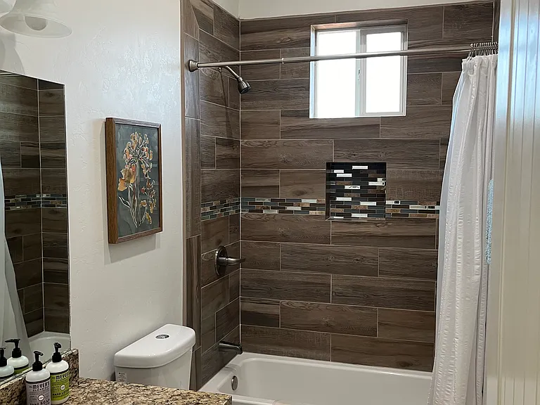 2246 Calle Palo Parado — Photo 3