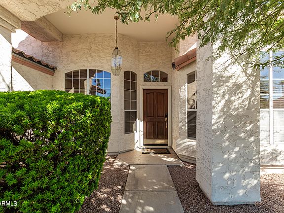 2nd image of 1670 W SPRINGFIELD Way