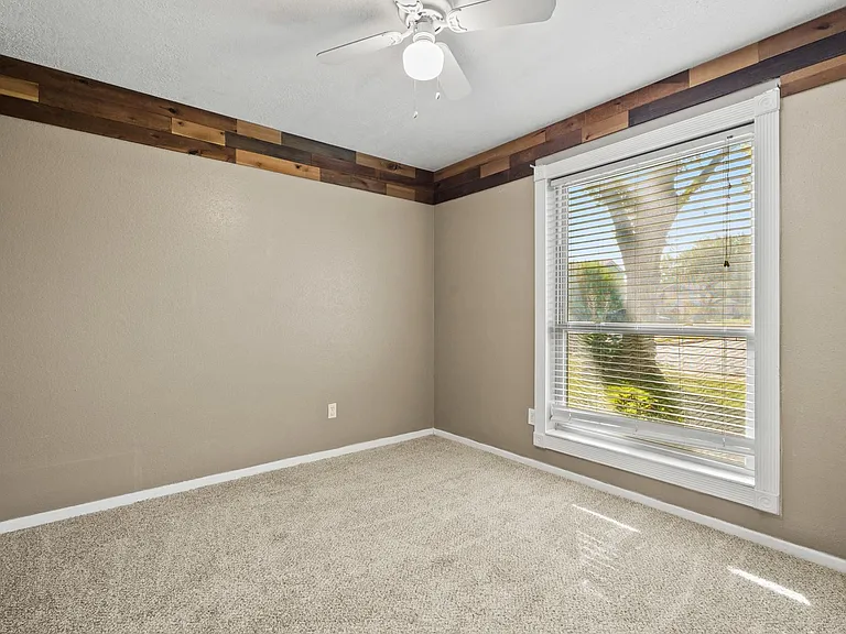 3877 Pecan Cir — Photo 14