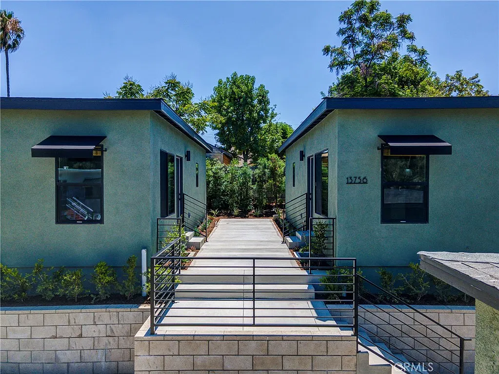 1 bed, 525 sqft, $2,500 — Photo 2