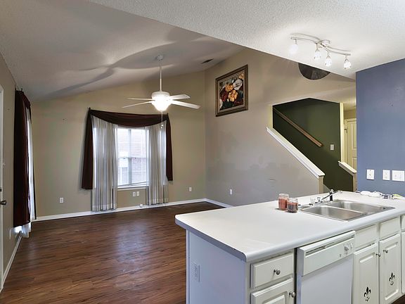 3rd image of 14538 Indian Trails Cir