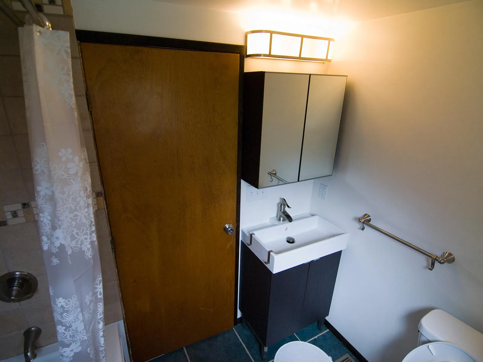 4 bed, 1.5 bath, 1360 sqft, $725 — Photo 4