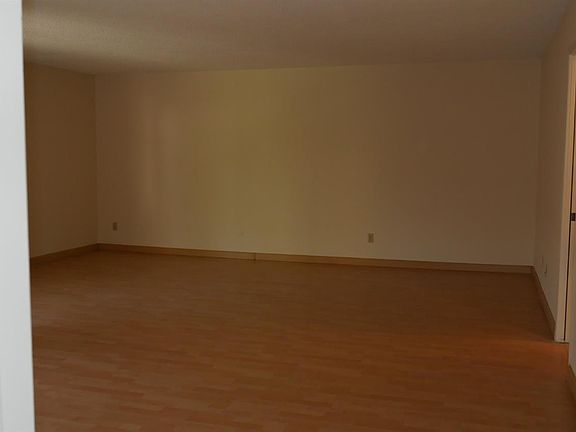 5th image of 531 N Kenwood St APT 208
