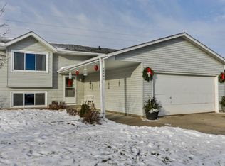 15555 Darling Path, Rosemount, MN 55068