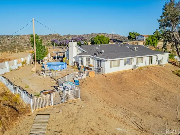 22781 Seabright Pl, Nuevo, CA 92567