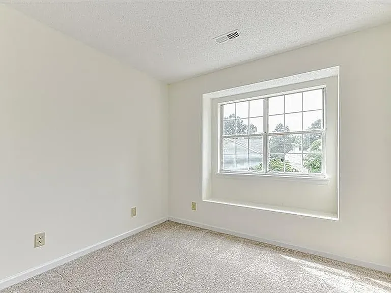 3640 Huyton Ct — Photo 26