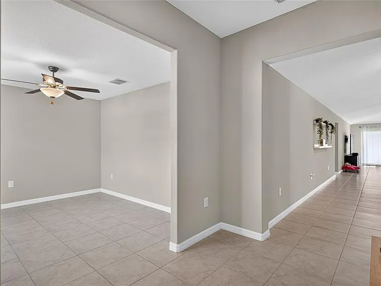 5420 Leslie Canyon Dr — Photo 4