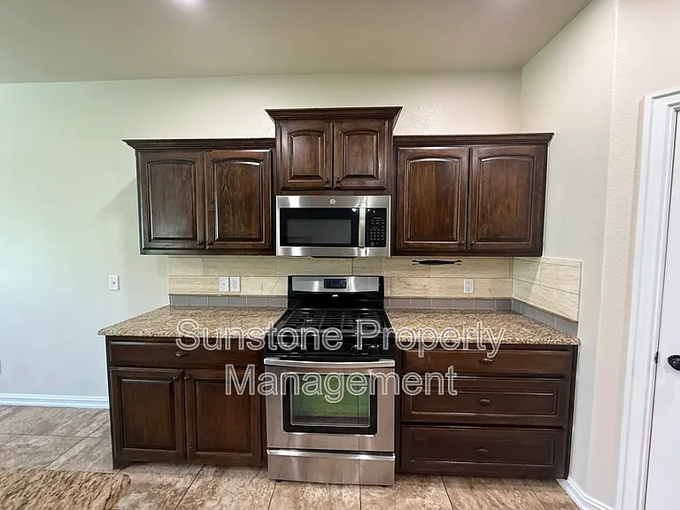9307 N 95th East Ave — Photo 7