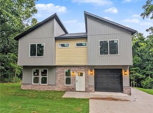 19 Francis Ln, Bella Vista, AR 72715