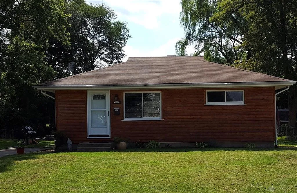 5642 Barrett Dr photo 1