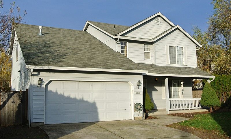 1st image of 16314 NE 35th Cir