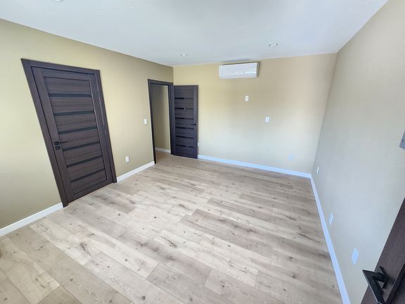 3rd image of 8221 Alcove Ave