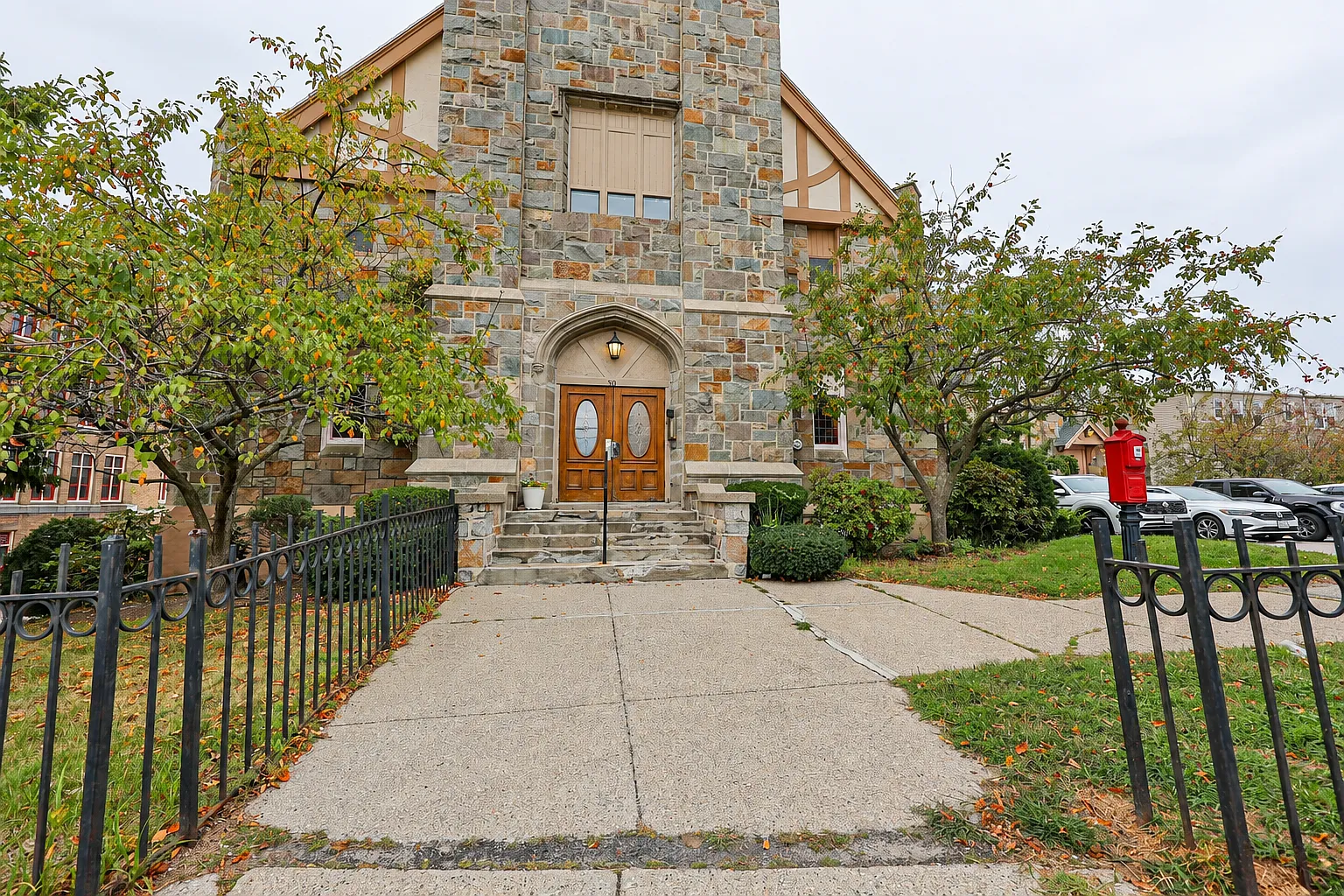 2 bed, 1.5 bath, 1000 sqft, $2,200 — Photo 1