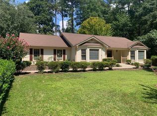 3655 Martin Farm Rd, Suwanee, GA 30024