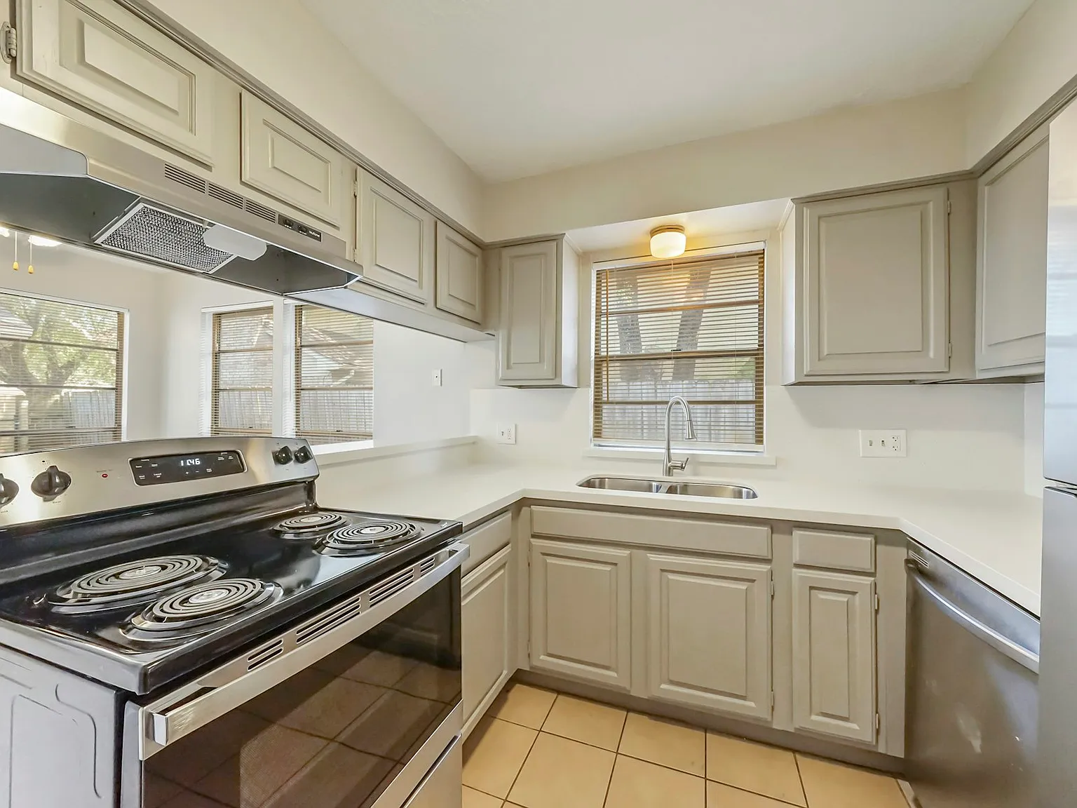10827 Sugar Hill Drive, Unit A — Photo 2