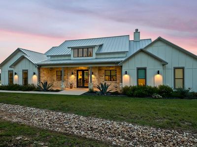 494 Zufrieden Berg Way, Fredericksburg, TX, 78624