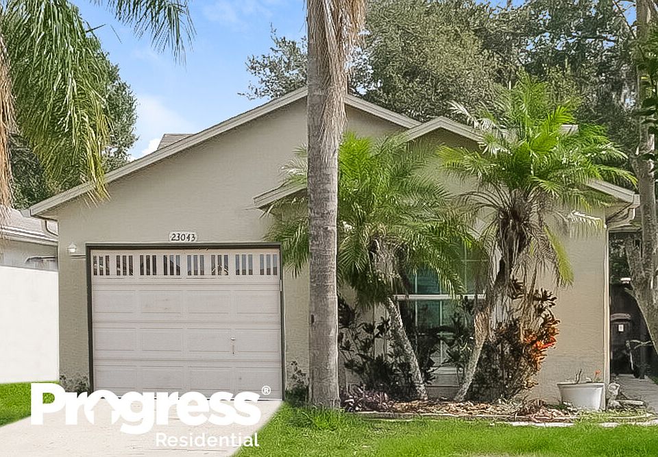 1st image of 23043 Clearwater Pl