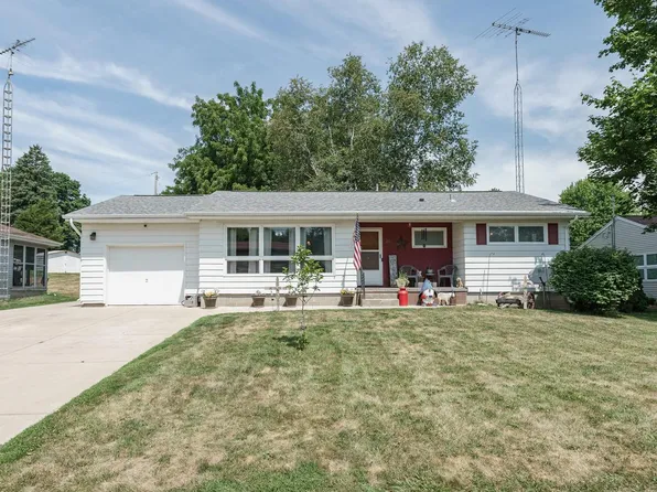 24 Park View LANE, Watertown, WI 53094