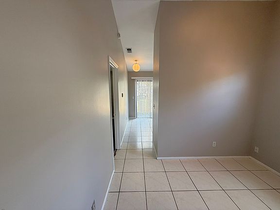 2nd image of 2453 E Illiana St