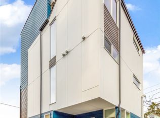 4123 25th Ave SW #C, Seattle, WA 98106