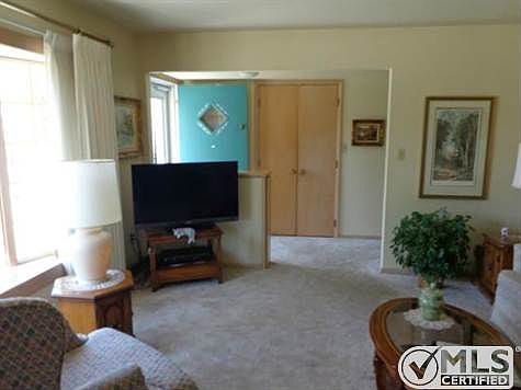 2nd image of 1310 W B St