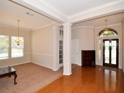51 Crestview Trl, Houston, TX, 77082