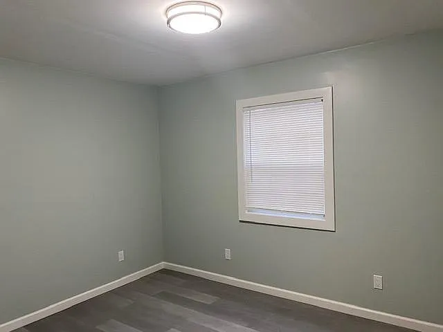 966 Donovan Dr — Photo 6