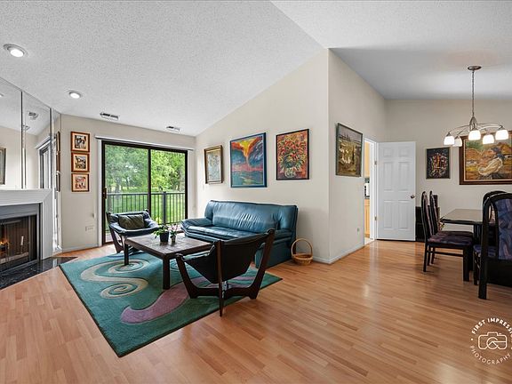 3rd image of 356 Elizabeth Dr Unit C