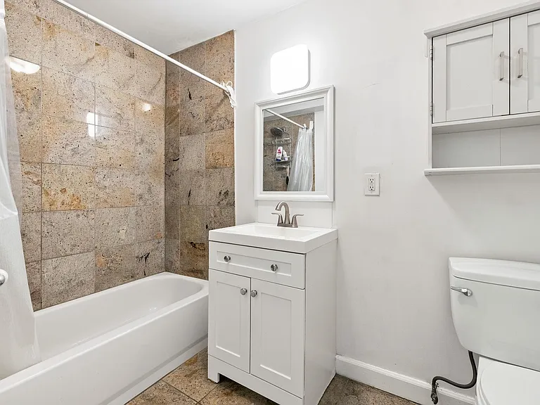 138 Chestnut Ave #1 — Photo 7
