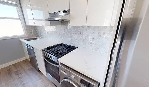2nd image of 3201 Octavia St APT 303